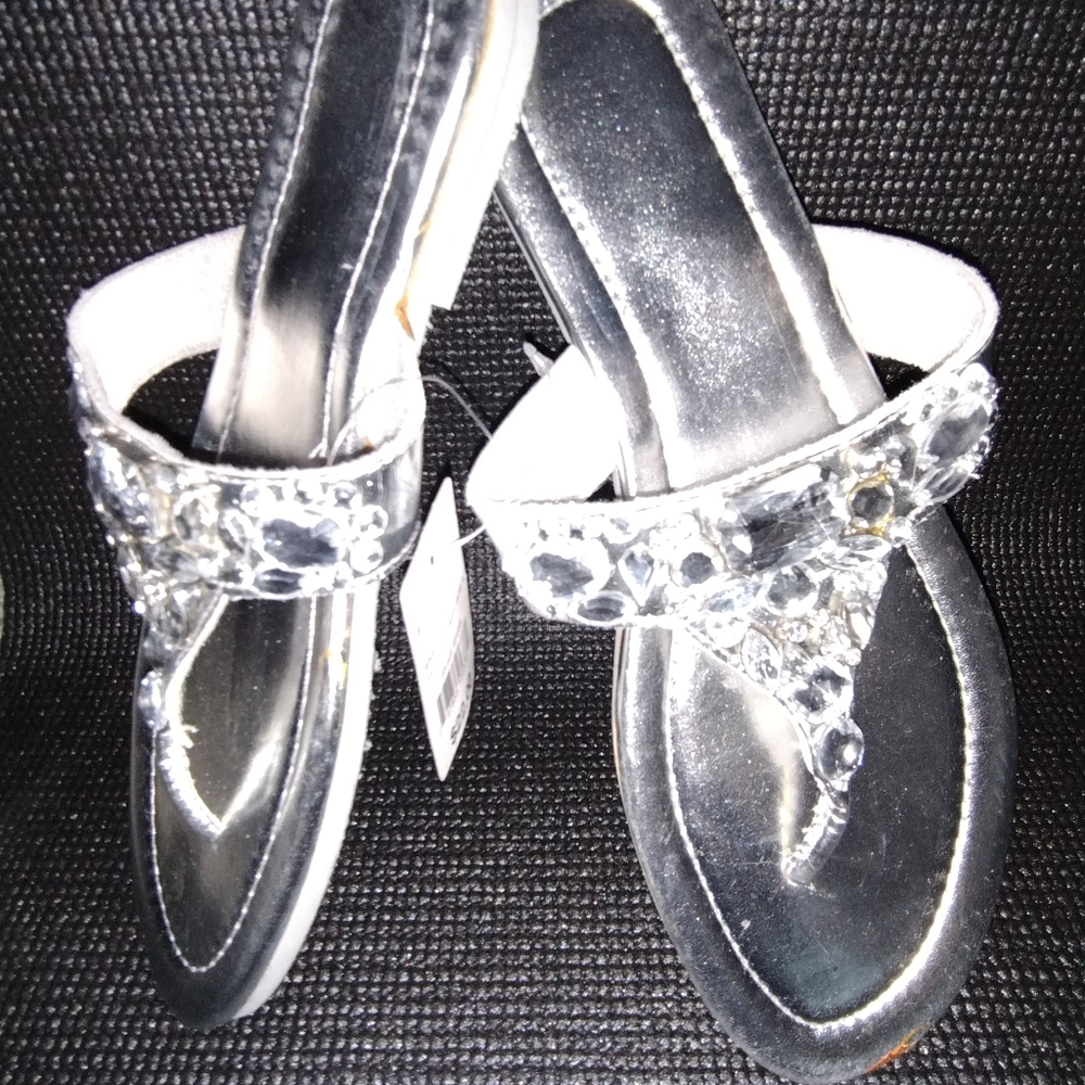 Silver Jeweled Thong Sandel Size 8